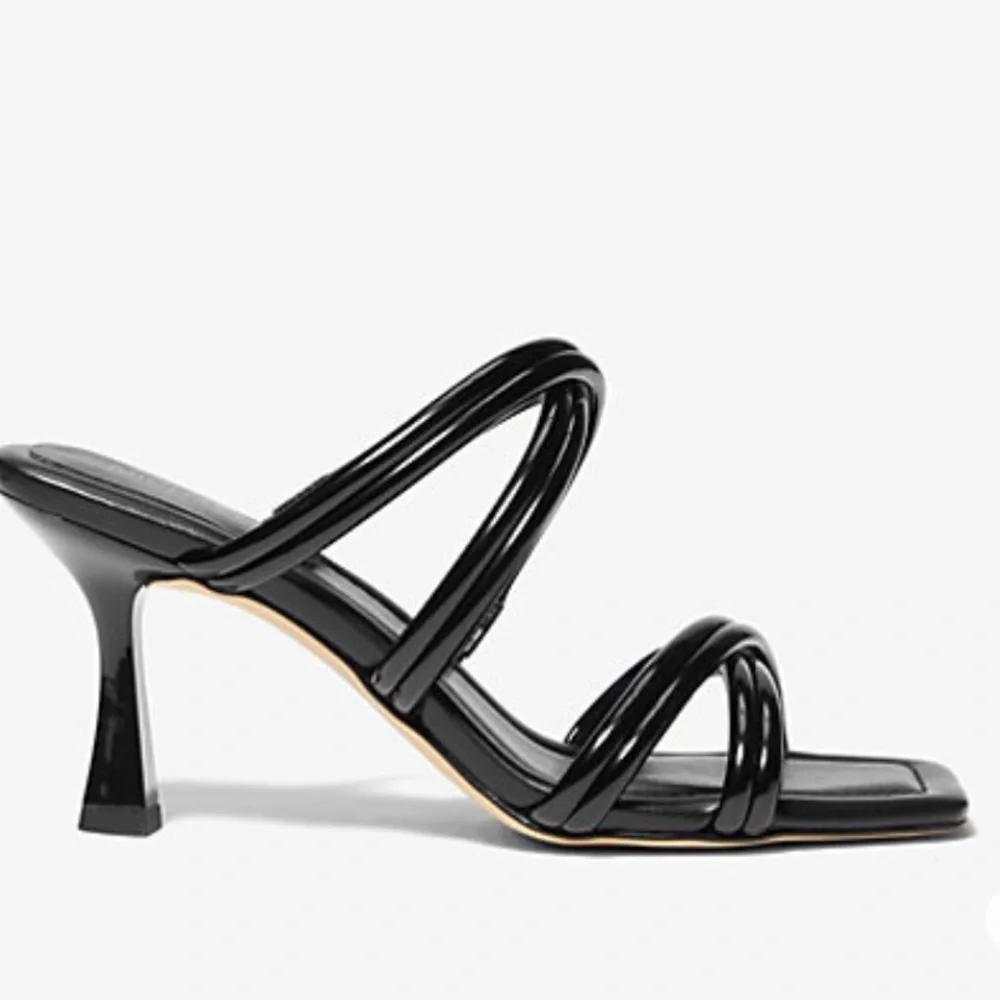 NIB Michael Michael Kors Corrine Elegant Leather Sandal Heel